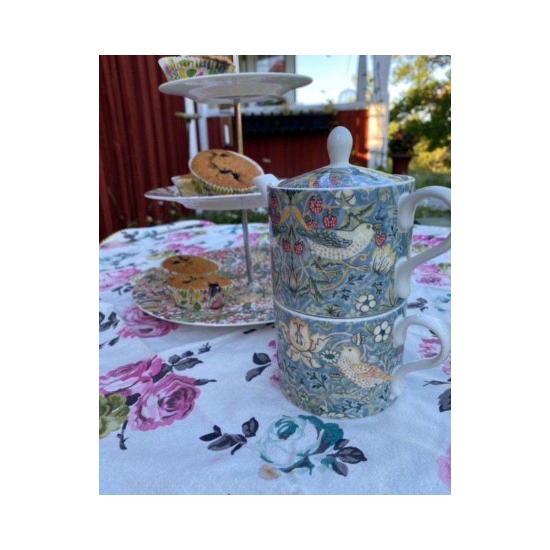 tea for one strawberry thief william morris